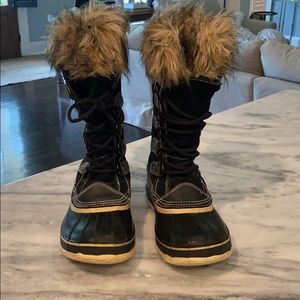 SOREL Joan of Arctic Boots